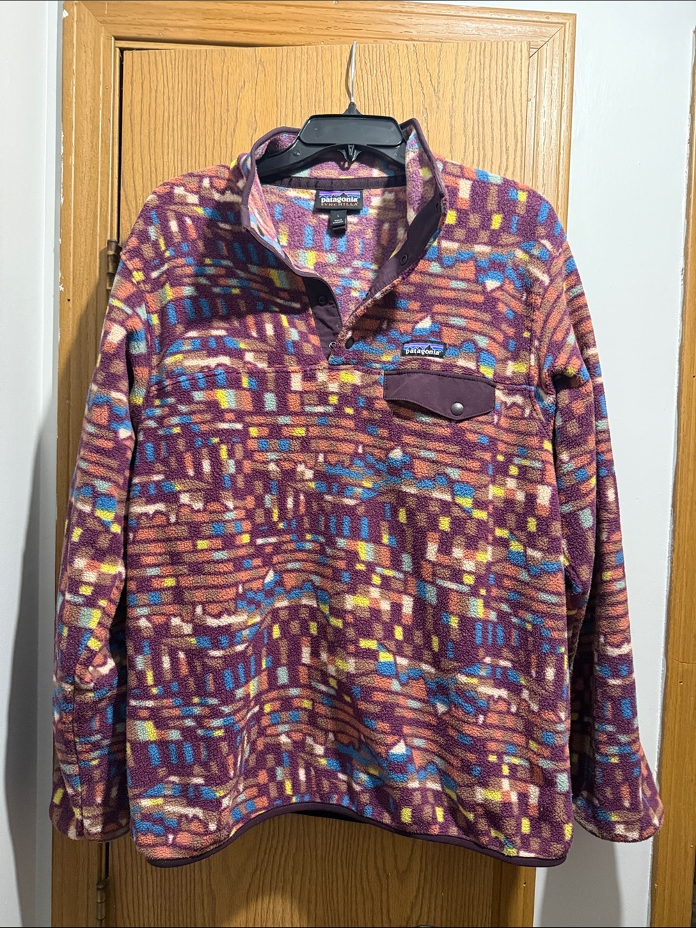 Patagonia Synchilla Maroon Multicolor Pattern Snap Pullover